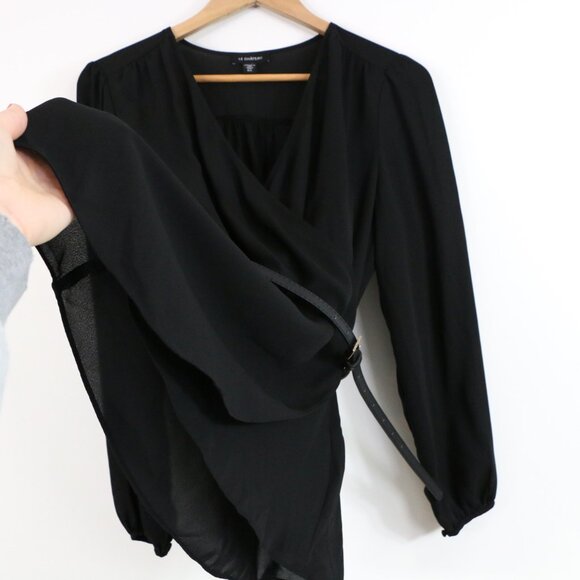 *Le Chateau V Neck Long Sleeve Black Belted Blouse - Picture 7 of 8